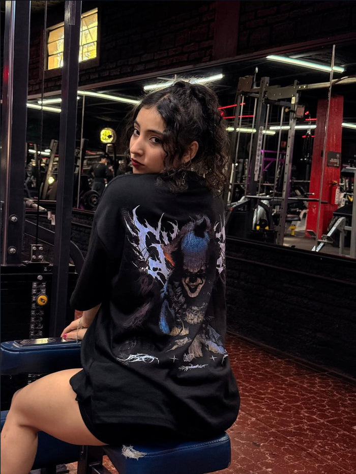 PENNYWISE IT "PREMIUM" BLACK TEE DE STEPHEN KING